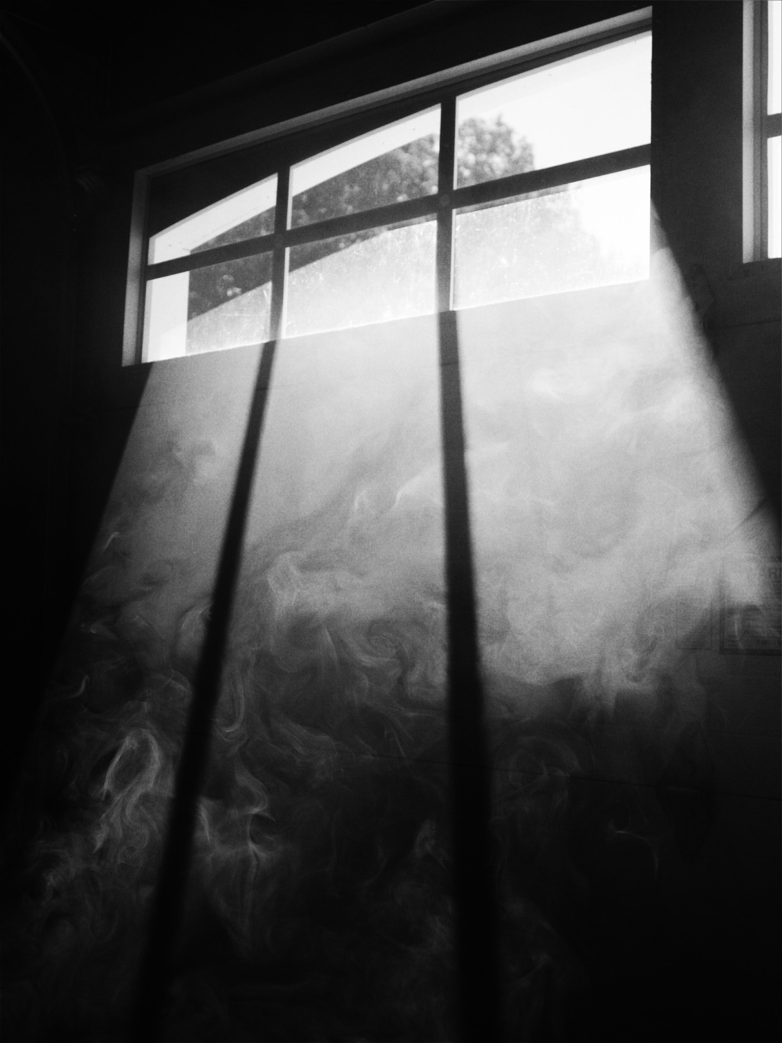 light ray smoke window